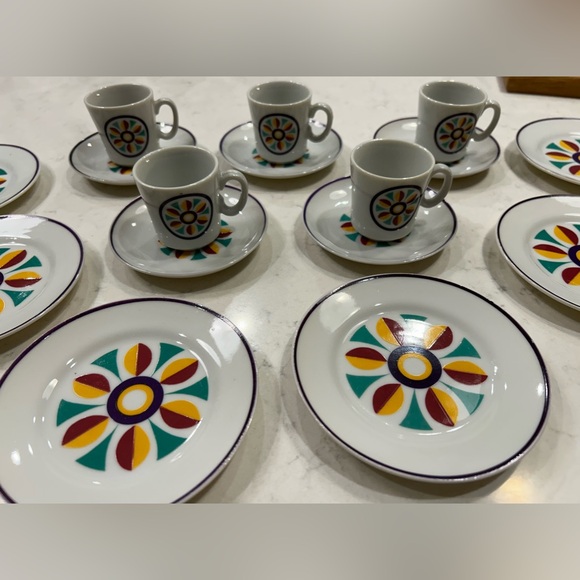 Vintage Folk Art 18 piece mini porcelain tea set, Made in Japan - Picture 3 of 11